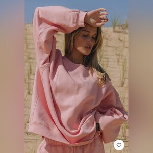 NWT! Daily Drills Oversized Fleece Crew. Dusty Rose. Size XS/S